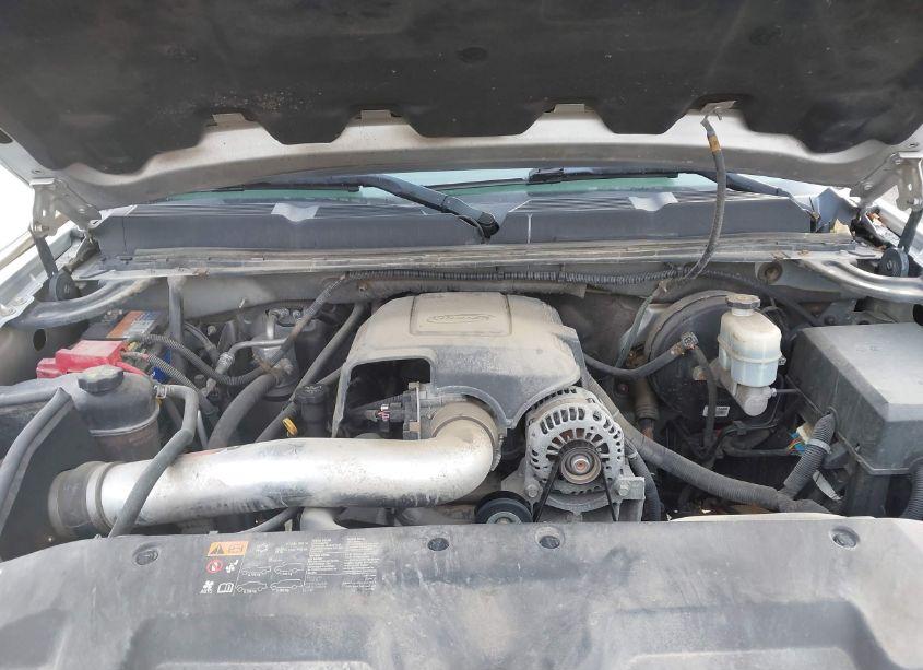 Photo 10 of 2011 Chevrolet Silverado 1500 LT (VIN 3GCPKSE33BG274850)