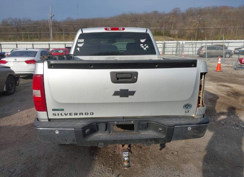 Photo 17 of 2011 Chevrolet Silverado 1500 LT (VIN 3GCPKSE33BG274850)