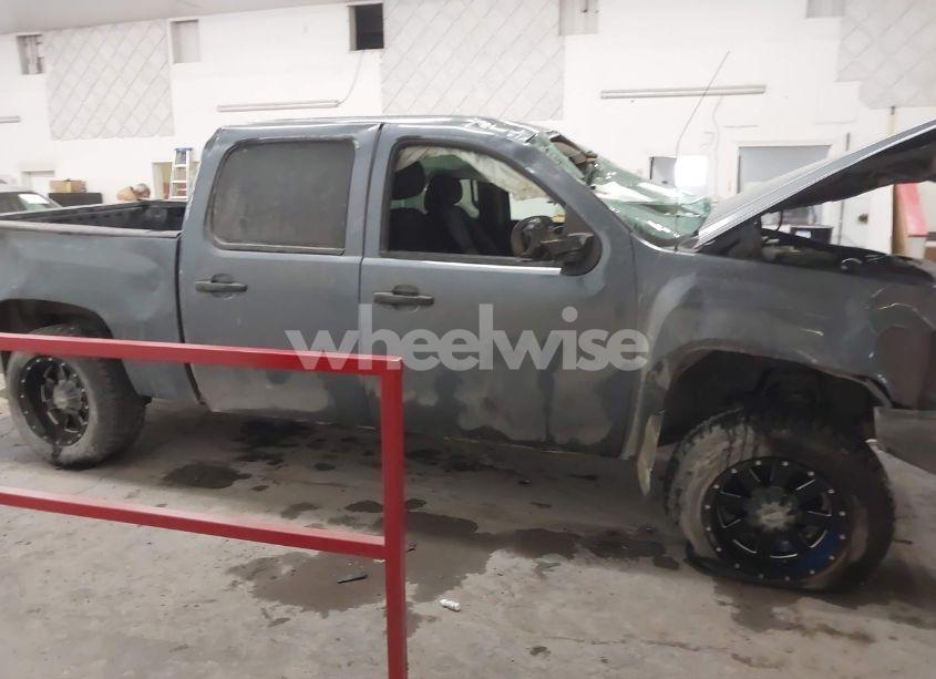 Photo 14 of 2011 Chevrolet Silverado 1500 LT (VIN 3GCPKSE33BG295102)