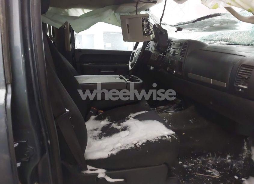 Photo 5 of 2011 Chevrolet Silverado 1500 LT (VIN 3GCPKSE33BG295102)