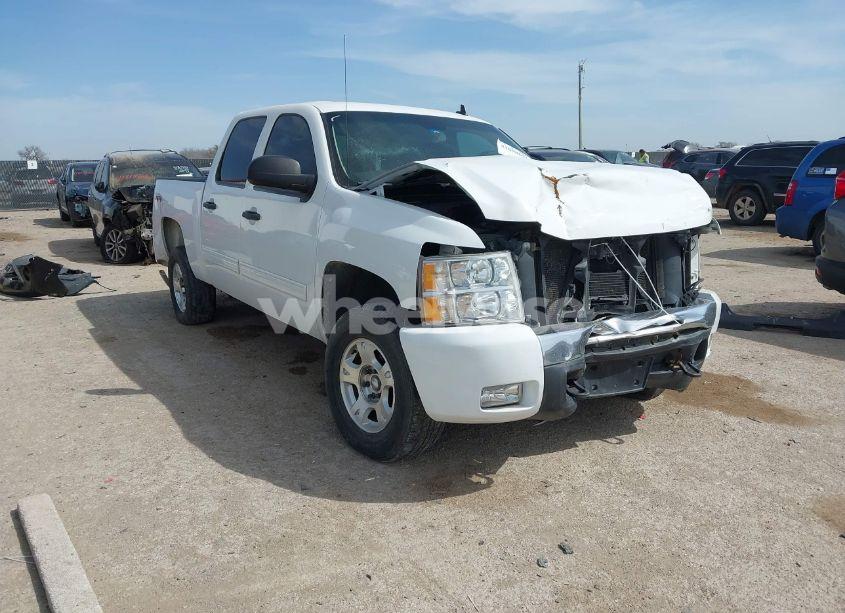 2011 Chevrolet Silverado 1500 LT (VIN 3GCPKSE34BG223342) main photo