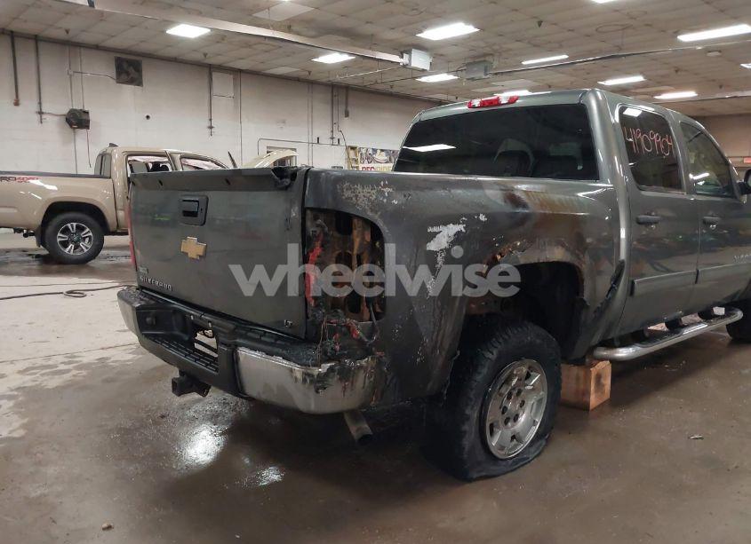 Photo 6 of 2011 Chevrolet Silverado 1500 LT (VIN 3GCPKSE34BG267051)