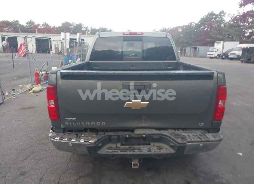 Photo 16 of 2011 Chevrolet Silverado 1500 LT (VIN 3GCPKSE34BG269107)