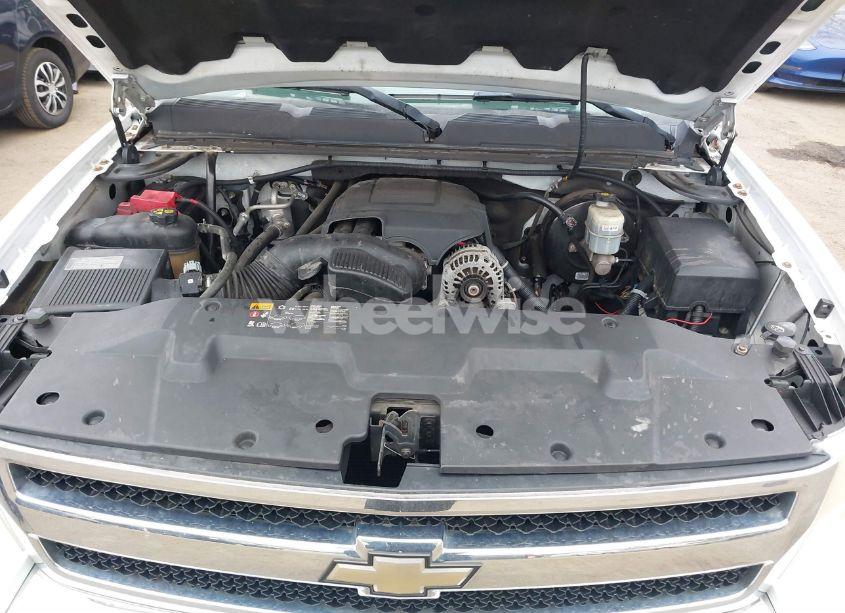 Photo 10 of 2011 Chevrolet Silverado 1500 LT (VIN 3GCPKSE34BG303174)