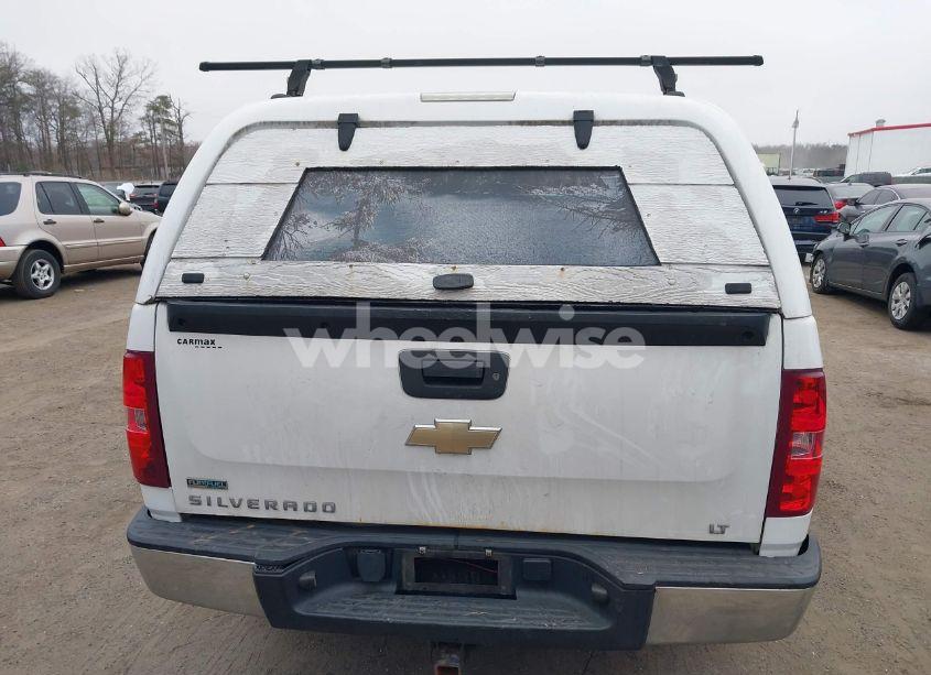 Photo 16 of 2011 Chevrolet Silverado 1500 LT (VIN 3GCPKSE34BG303174)