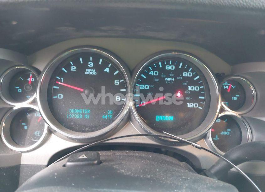 Photo 7 of 2011 Chevrolet Silverado 1500 LT (VIN 3GCPKSE34BG303174)