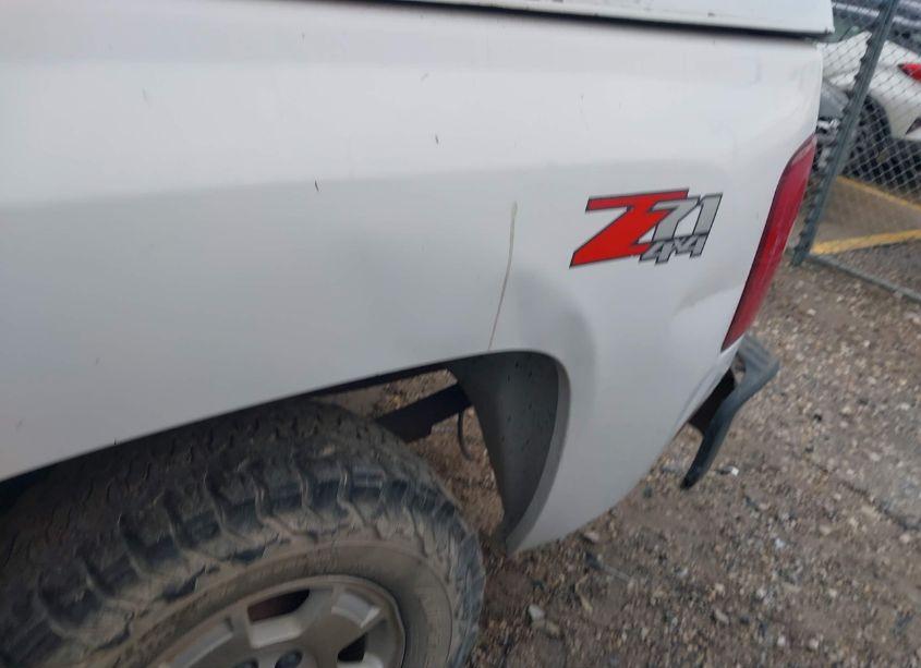 Photo 6 of 2011 Chevrolet Silverado 1500 LT (VIN 3GCPKSE34BG311517)