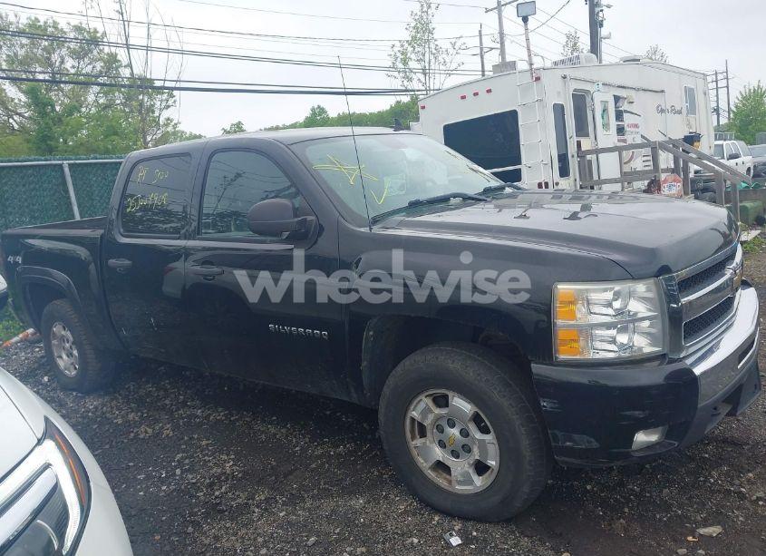 Photo 12 of 2011 Chevrolet Silverado 1500 LT (VIN 3GCPKSE34BG323151)