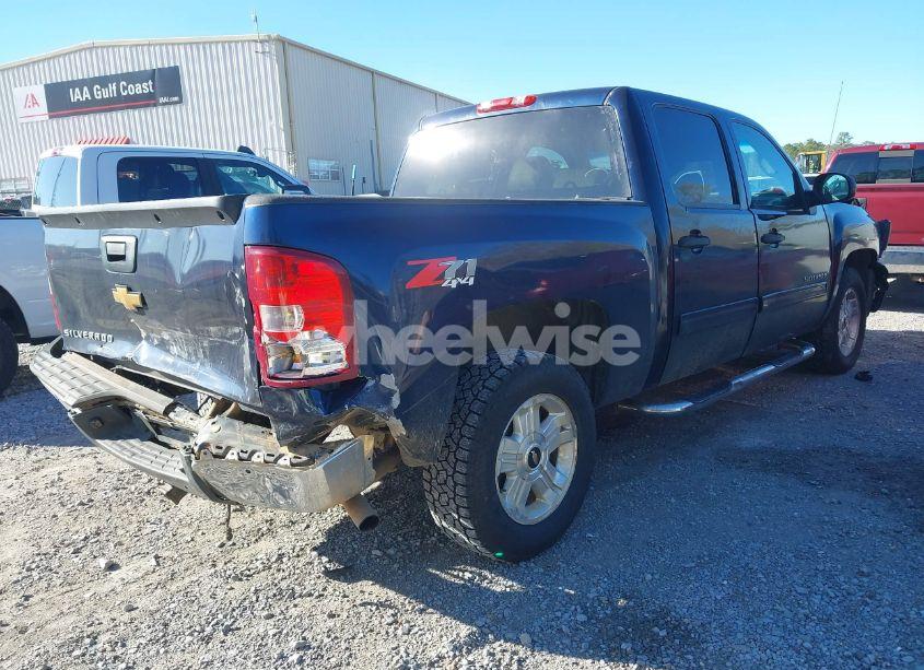 Photo 4 of 2011 Chevrolet Silverado 1500 LT (VIN 3GCPKSE34BG335302)