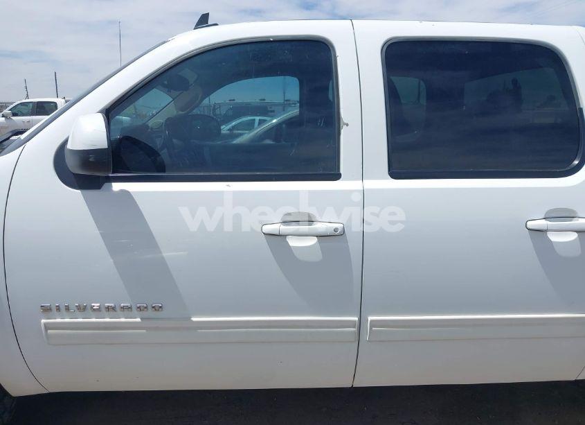Photo 14 of 2011 Chevrolet Silverado 1500 LT (VIN 3GCPKSE34BG367036)