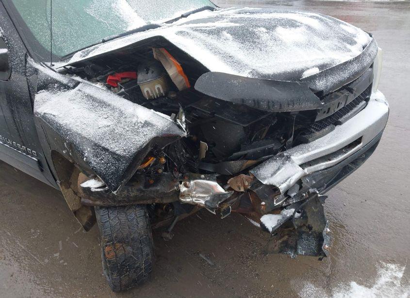 Photo 6 of 2011 Chevrolet Silverado 1500 LT (VIN 3GCPKSE35BG127767)