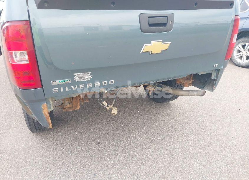 Photo 6 of 2011 Chevrolet Silverado 1500 LT (VIN 3GCPKSE35BG198449)