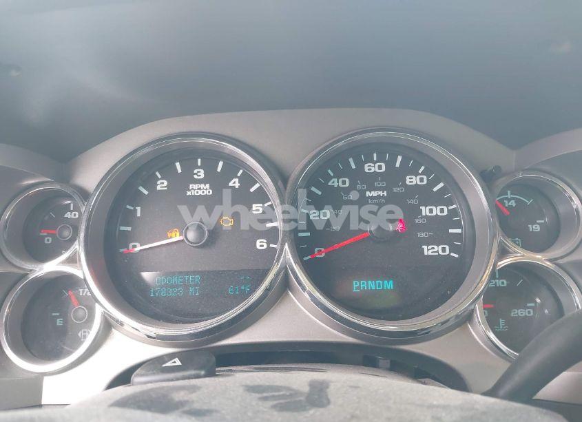 Photo 7 of 2011 Chevrolet Silverado 1500 LT (VIN 3GCPKSE35BG198449)