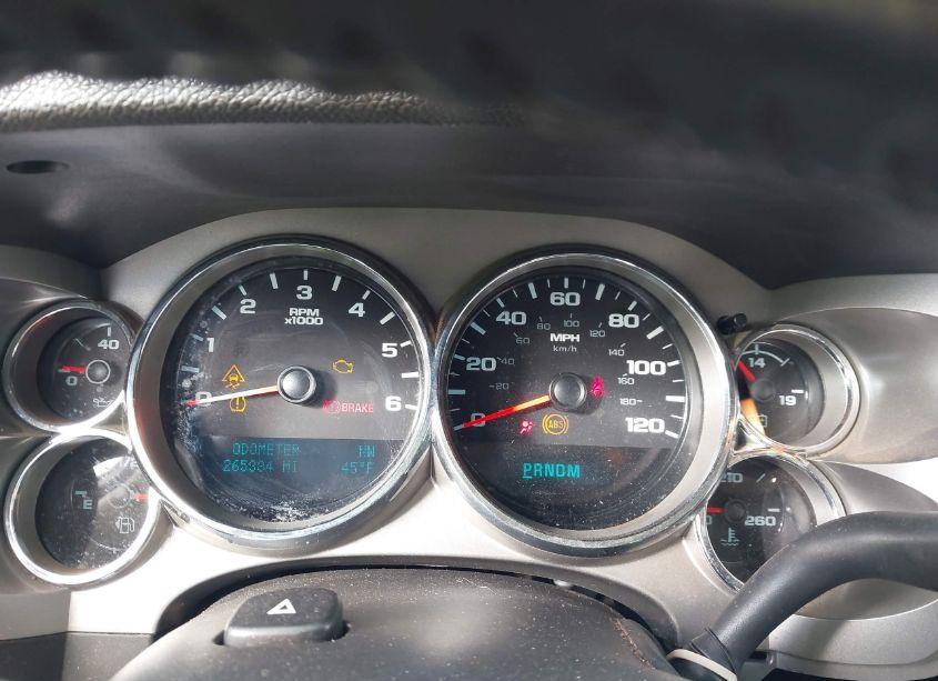 Photo 7 of 2011 Chevrolet Silverado 1500 LT (VIN 3GCPKSE35BG230722)