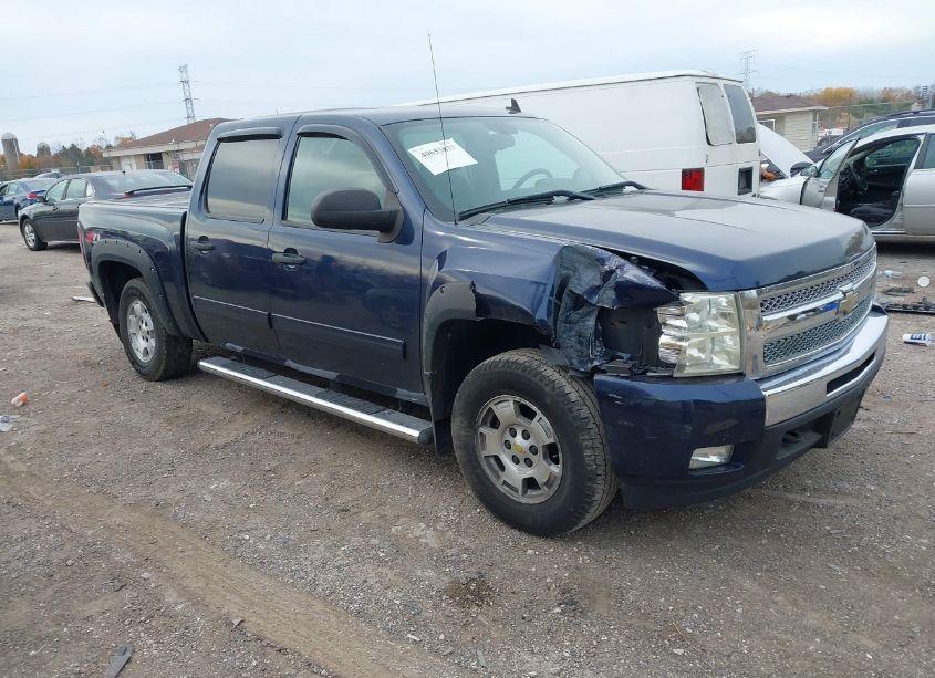 2011 Chevrolet Silverado 1500 LT (VIN 3GCPKSE35BG276289) main photo