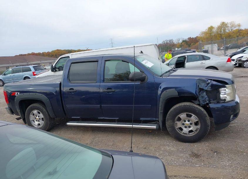 Photo 13 of 2011 Chevrolet Silverado 1500 LT (VIN 3GCPKSE35BG276289)