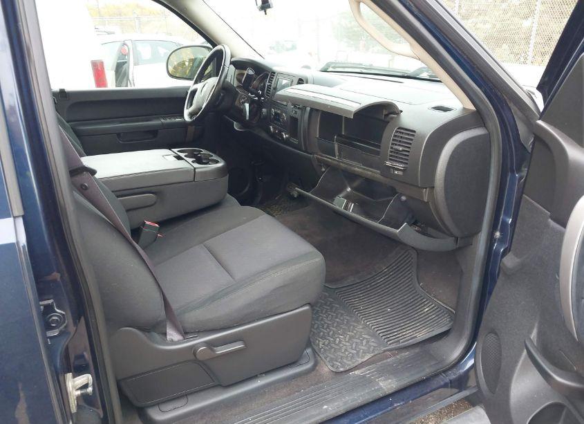 Photo 5 of 2011 Chevrolet Silverado 1500 LT (VIN 3GCPKSE35BG276289)