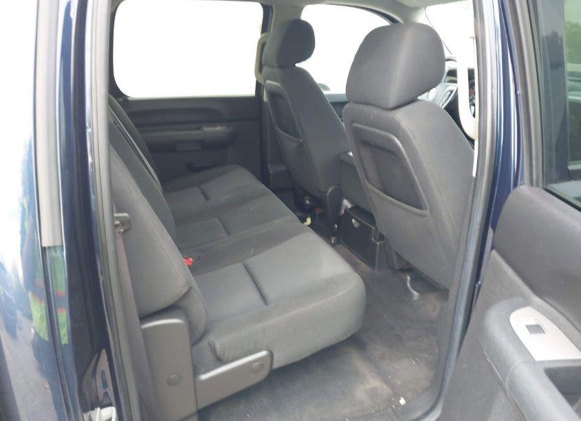 Photo 8 of 2011 Chevrolet Silverado 1500 LT (VIN 3GCPKSE35BG276289)