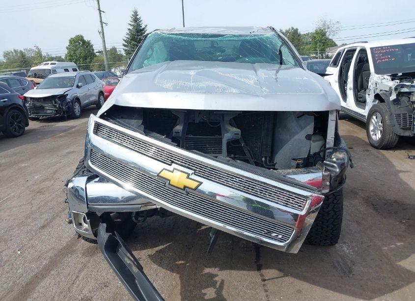 Photo 12 of 2011 Chevrolet Silverado 1500 LT (VIN 3GCPKSE35BG328360)