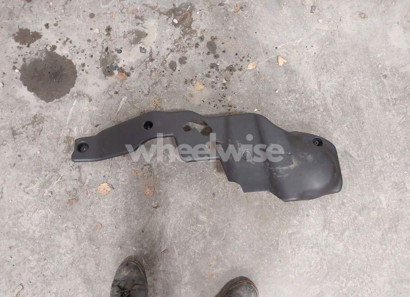 Photo 12 of 2011 Chevrolet Silverado 1500 LT (VIN 3GCPKSE35BG368342)