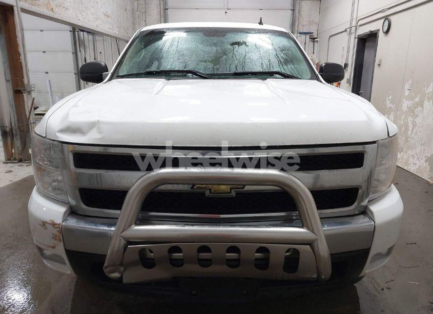 Photo 13 of 2011 Chevrolet Silverado 1500 LT (VIN 3GCPKSE35BG368342)