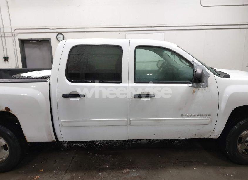 Photo 14 of 2011 Chevrolet Silverado 1500 LT (VIN 3GCPKSE35BG368342)