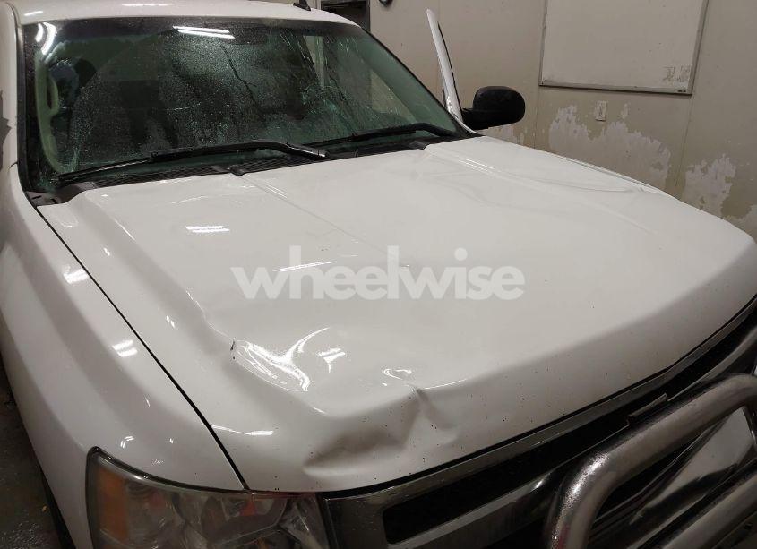 Photo 6 of 2011 Chevrolet Silverado 1500 LT (VIN 3GCPKSE35BG368342)