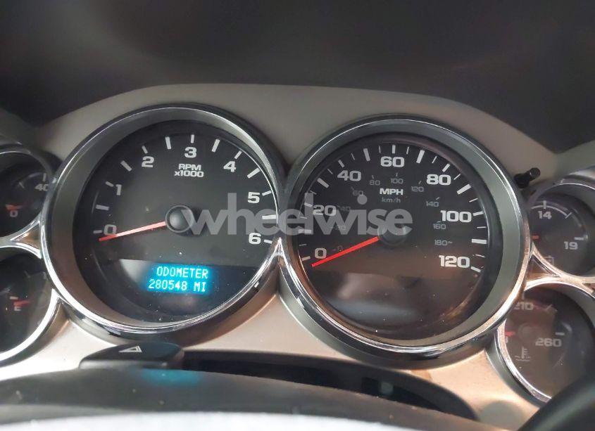 Photo 7 of 2011 Chevrolet Silverado 1500 LT (VIN 3GCPKSE35BG368342)