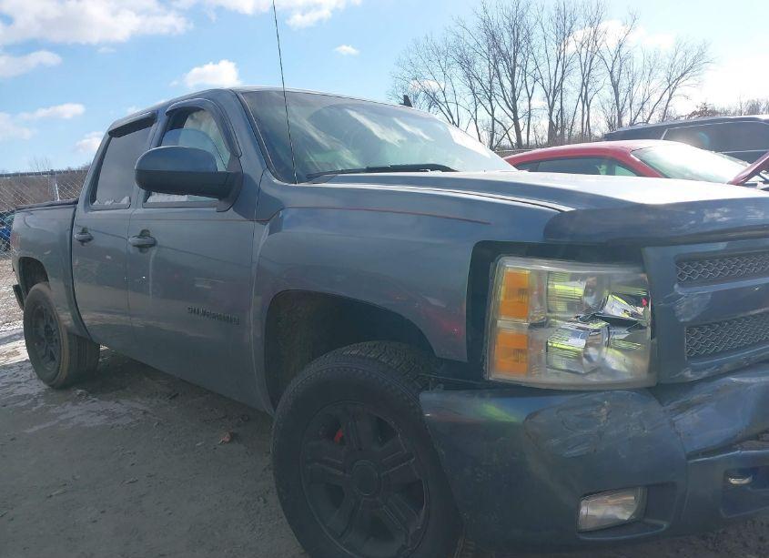 Photo 12 of 2011 Chevrolet Silverado 1500 LT (VIN 3GCPKSE36BG103607)