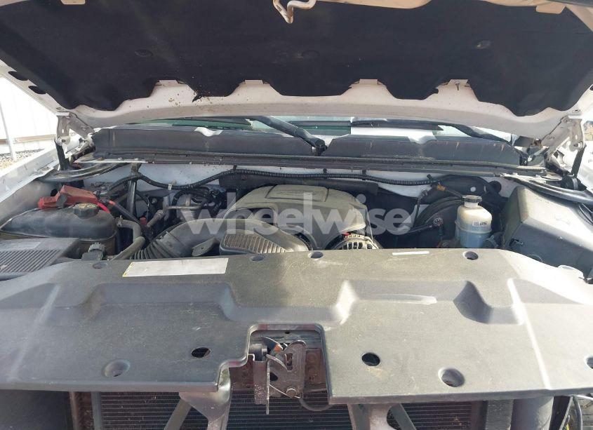 Photo 10 of 2011 Chevrolet Silverado 1500 LT (VIN 3GCPKSE36BG219504)