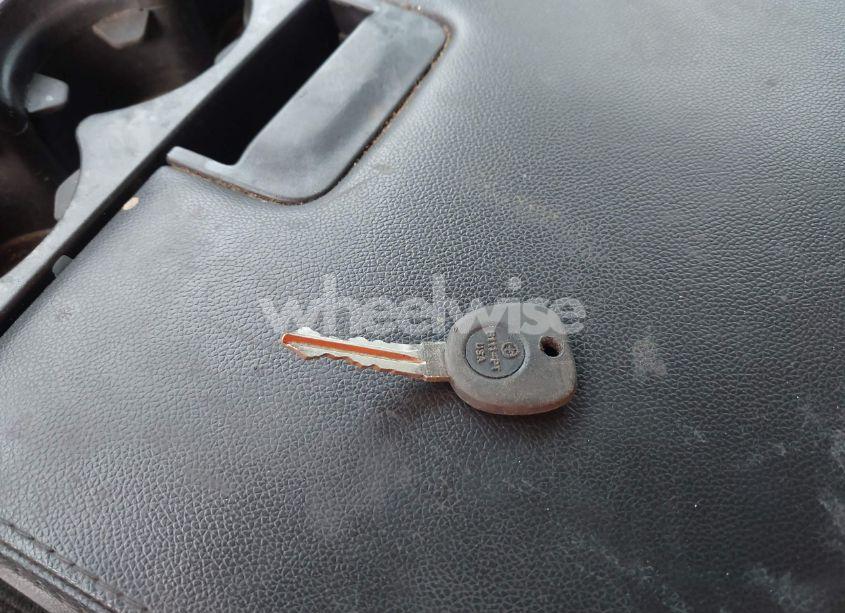 Photo 11 of 2011 Chevrolet Silverado 1500 LT (VIN 3GCPKSE36BG219504)