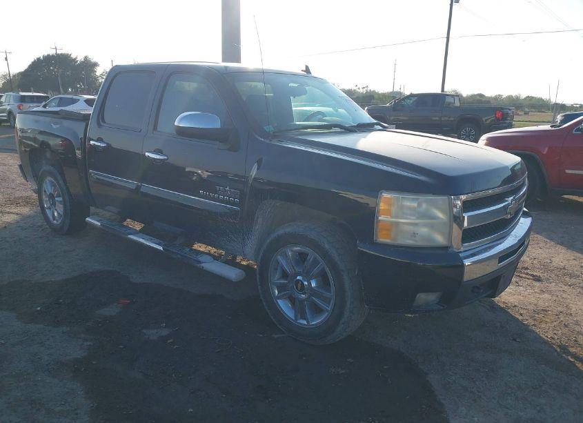 2011 Chevrolet Silverado 1500 LT (VIN 3GCPKSE36BG409075) main photo
