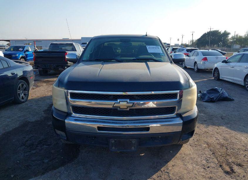 Photo 11 of 2011 Chevrolet Silverado 1500 LT (VIN 3GCPKSE36BG409075)