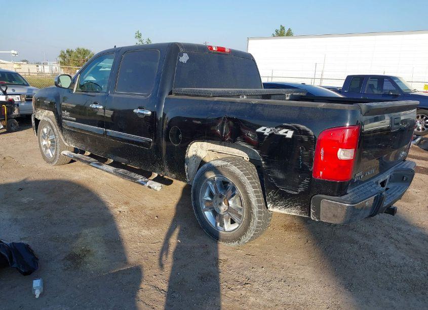 Photo 3 of 2011 Chevrolet Silverado 1500 LT (VIN 3GCPKSE36BG409075)