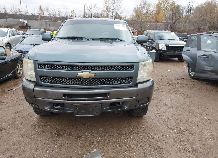 Photo 11 of 2011 Chevrolet Silverado 1500 LT (VIN 3GCPKSE37BG101185)