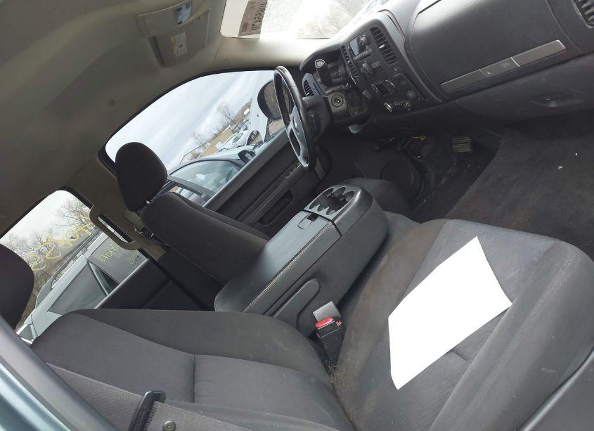 Photo 5 of 2011 Chevrolet Silverado 1500 LT (VIN 3GCPKSE37BG101185)