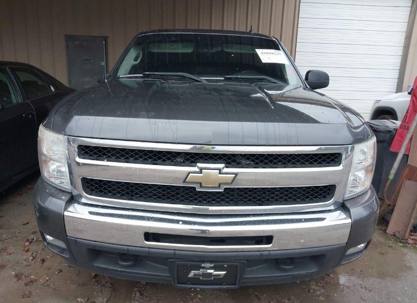 Photo 12 of 2011 Chevrolet Silverado 1500 LT (VIN 3GCPKSE37BG143307)