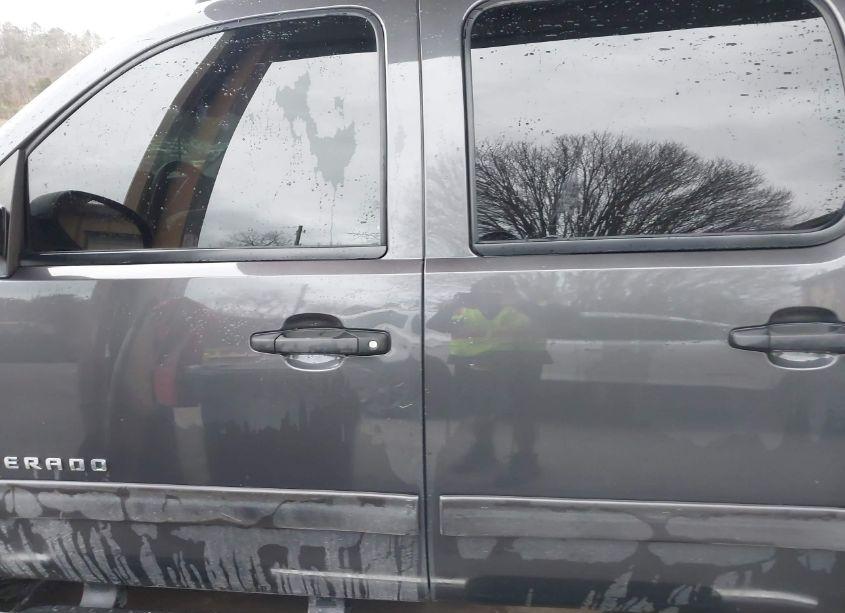 Photo 14 of 2011 Chevrolet Silverado 1500 LT (VIN 3GCPKSE37BG143307)