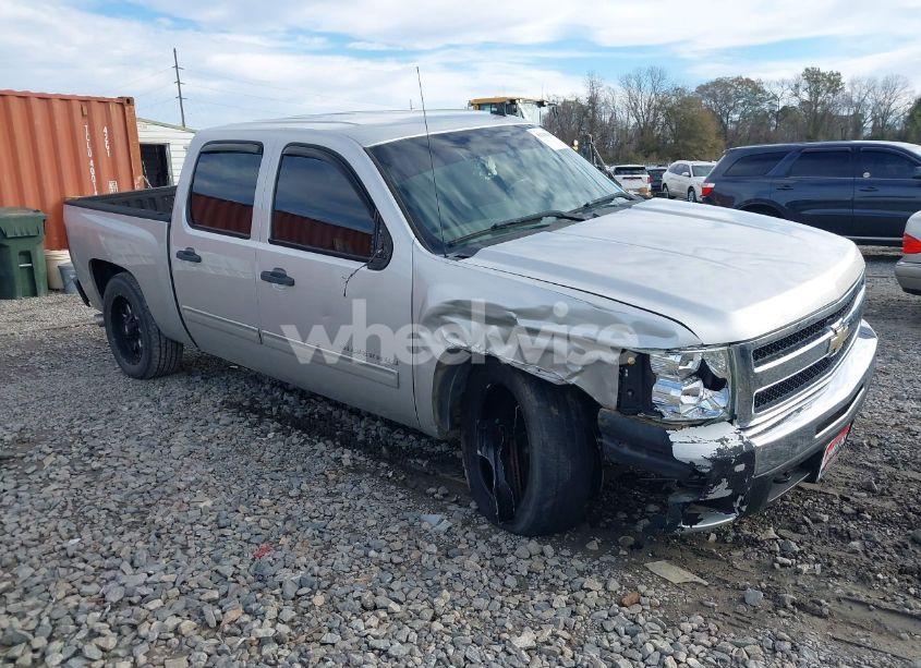 2011 Chevrolet Silverado 1500 LT (VIN 3GCPKSE37BG153660) main photo