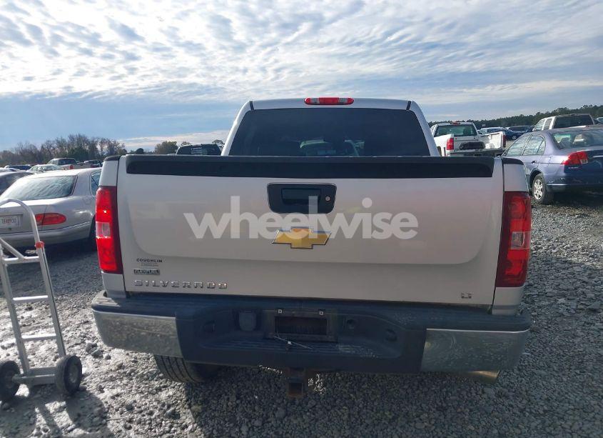 Photo 16 of 2011 Chevrolet Silverado 1500 LT (VIN 3GCPKSE37BG153660)