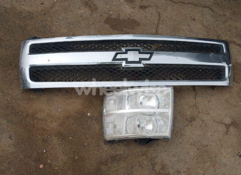 Photo 11 of 2011 Chevrolet Silverado 1500 LT (VIN 3GCPKSE37BG189204)