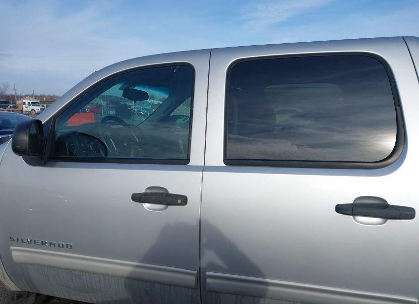 Photo 14 of 2011 Chevrolet Silverado 1500 LT (VIN 3GCPKSE37BG276777)