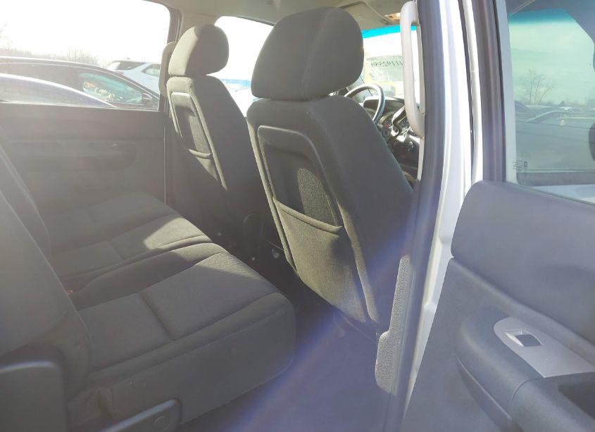 Photo 8 of 2011 Chevrolet Silverado 1500 LT (VIN 3GCPKSE37BG276777)