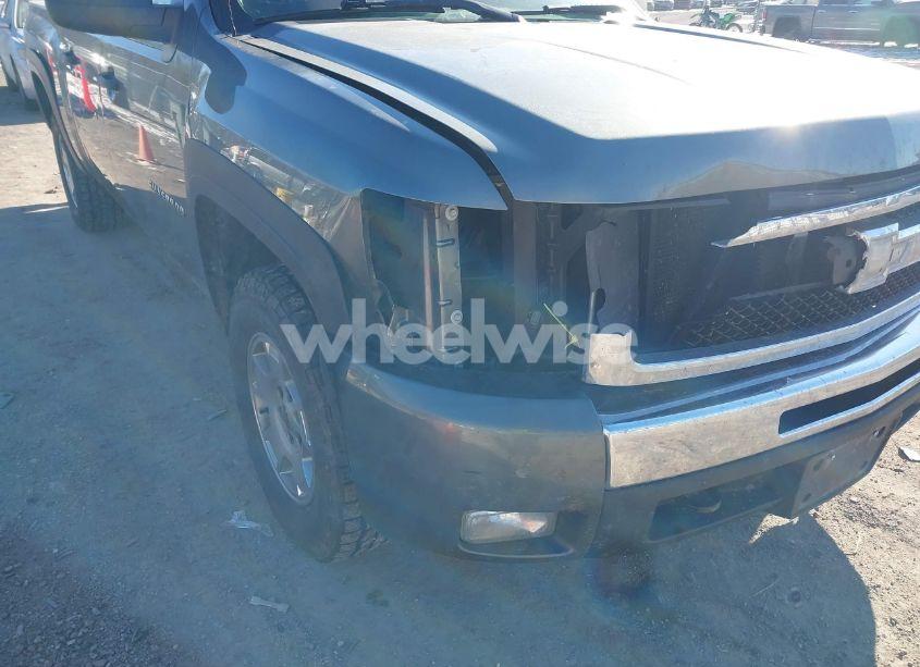 Photo 6 of 2011 Chevrolet Silverado 1500 LT (VIN 3GCPKSE37BG312712)