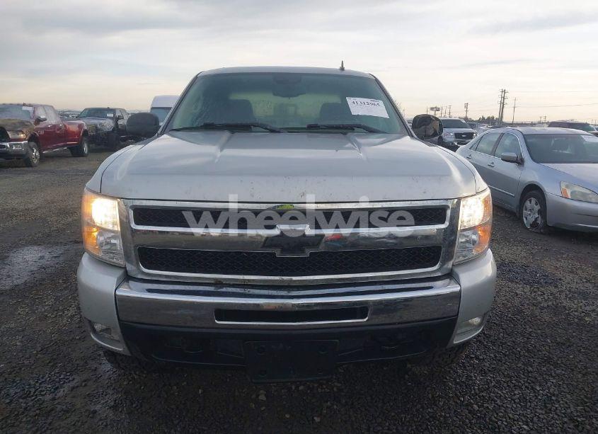 Photo 12 of 2011 Chevrolet Silverado 1500 LT (VIN 3GCPKSE38BG242699)