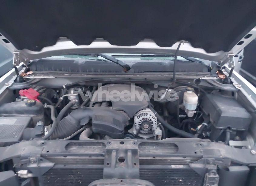 Photo 10 of 2011 Chevrolet Silverado 1500 LT (VIN 3GCPKSE38BG271734)