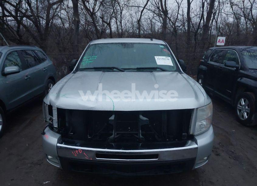 Photo 12 of 2011 Chevrolet Silverado 1500 LT (VIN 3GCPKSE38BG271734)