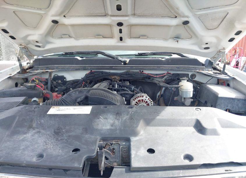 Photo 10 of 2011 Chevrolet Silverado 1500 LT (VIN 3GCPKSE38BG286458)