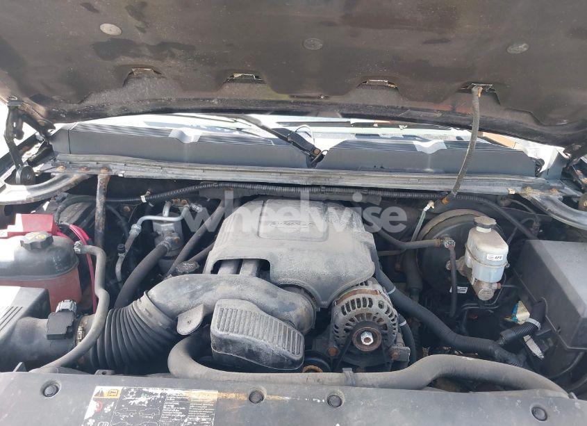 Photo 10 of 2011 Chevrolet Silverado 1500 LT (VIN 3GCPKSE38BG288937)