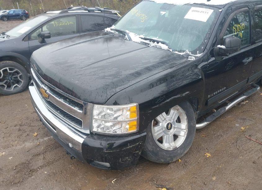 Photo 6 of 2011 Chevrolet Silverado 1500 LT (VIN 3GCPKSE39BG195232)